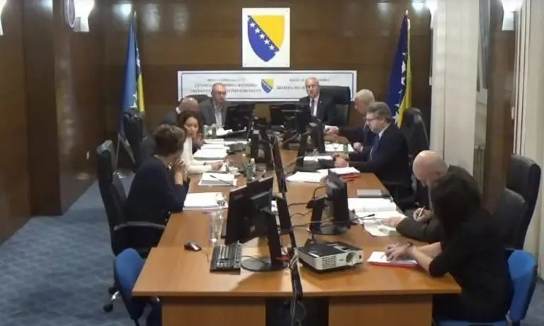 Nova naredba Glavnom centru za brojanje- u pitanju su četiri biračka mjesta u Banjaluci