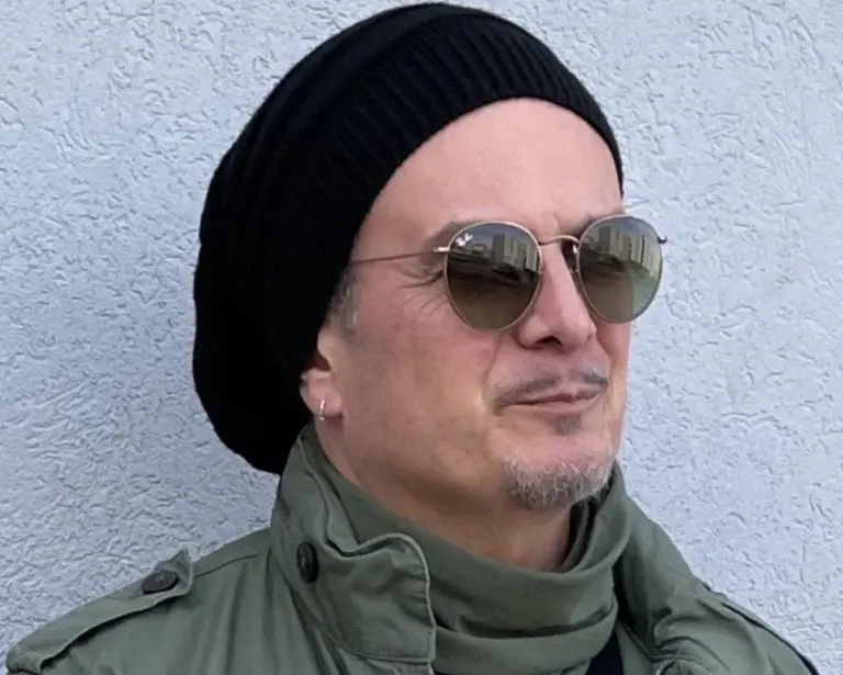 DESNI LJEVIČARI I LIJEVI DESNIČARI, Ništa novo pod suncem „prkosne od sna“