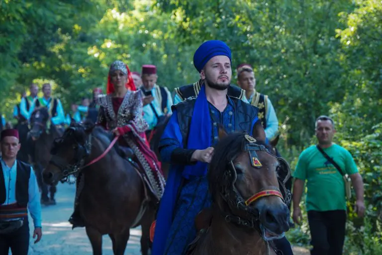 “514. dani Ajvatovice”: Konjanici iz Karaule krenuli ka Pruscu