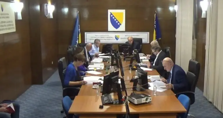 CIK U AKCIJI Političke stranke kršile zakon, stižu kazne!