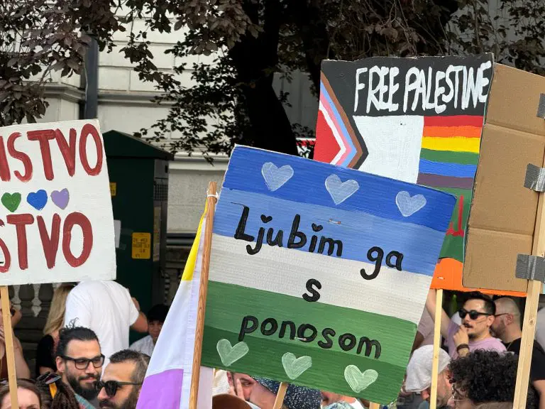 Društvo i dalje diskriminiše LGBT zajednicu, da li se išta promijenilo za pet godina Bh. povorke ponosa?