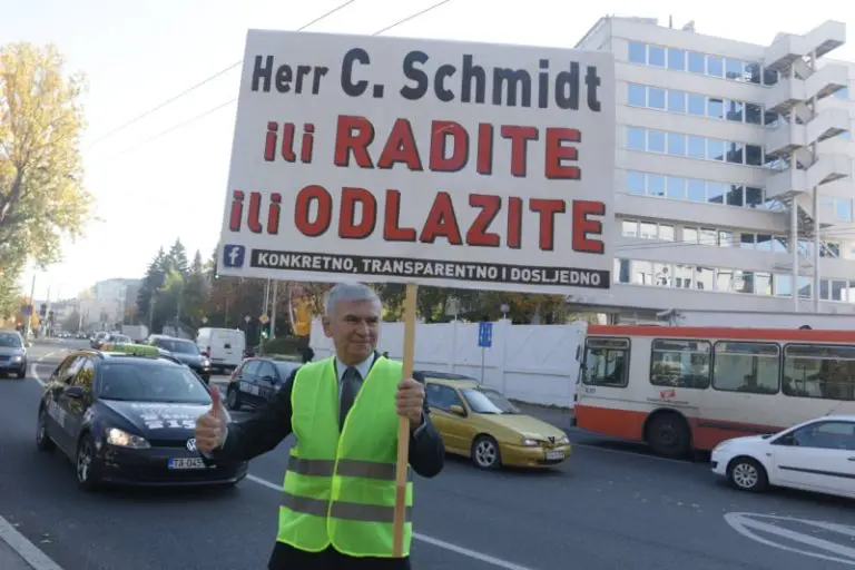 Šta bi za odnose unutar BiH značilo prerano zatvaranje OHR-a?