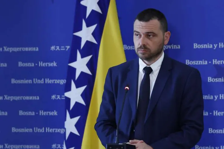 Magazinović: ‘Kriminalci u kravatama’ su jedan od naših najvećih problema