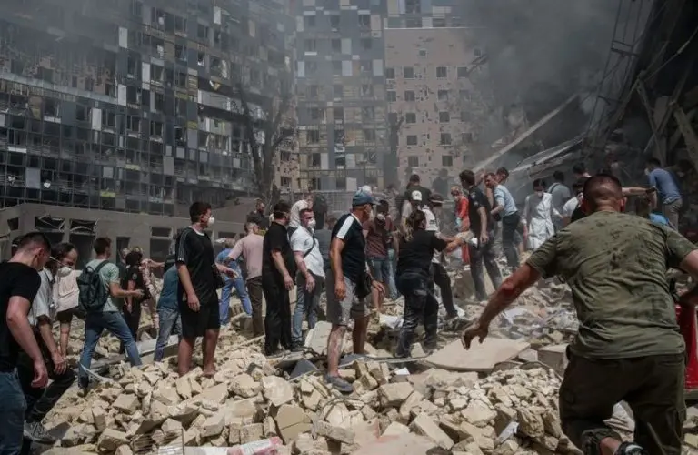 Raste broj poginulih u ruskom raketnom napadu na Ukrajinu