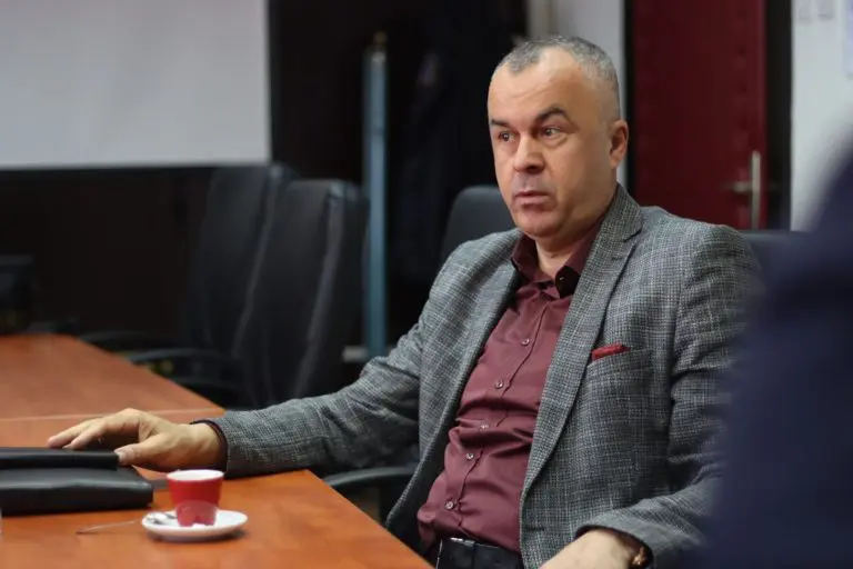 Semir Šut: Prošle godine oduzeto 85 vozila od učestalih prekršilaca, a ove će biti oduzeto više od 100 automobila