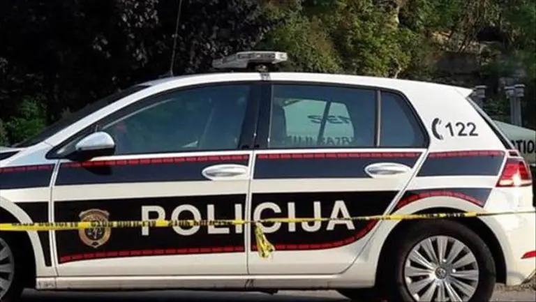 U stravičnoj saobraćajnoj nesreći POVRIJEĐENO 7 OSOBA