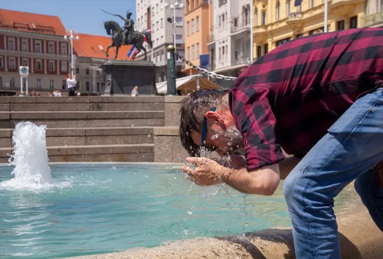 Radnici u Hrvatskoj i zvanično imaju najdužu radnu sedmicu u EU