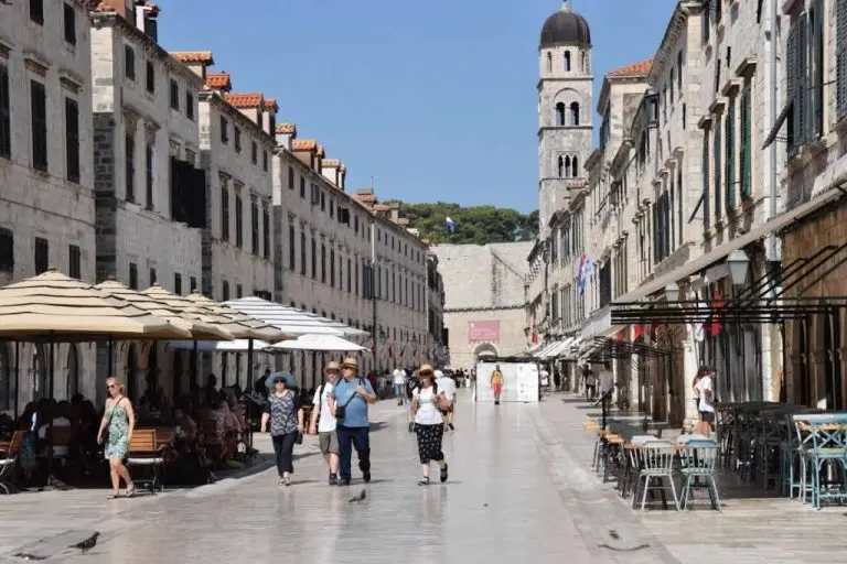 U Dubrovniku izmjerena najviša temperatura mora u istoriji Hrvatske