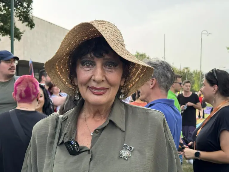 Jasminka Šipka na BH Povorci ponosa: “Osjećam samo pozitivnu energiju i ljubav, a ljubav je najvažnija, zar ne?”