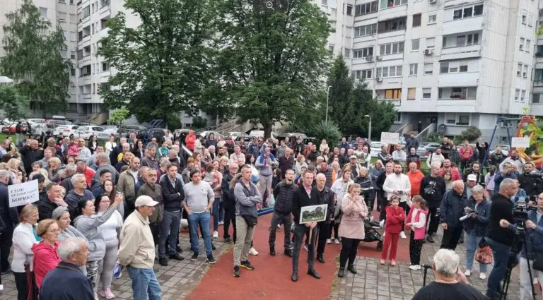 Protest u Banjaluci: “Nedopustivo je da nam uzmu životni prostor” FOTO/VIDEO