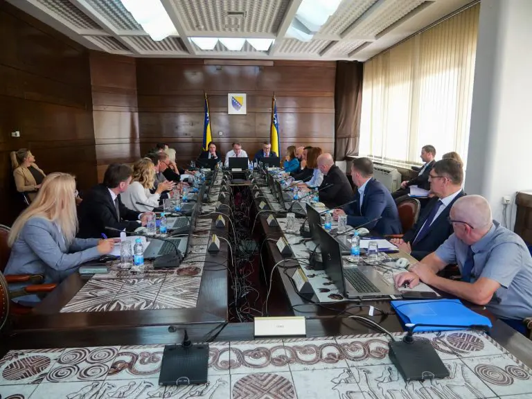 Revizori utvrdili da Ministarstvo zdravstva FBiH Fondu solidarnosti nezakonito uplaćuje manje novca za liječenje građana