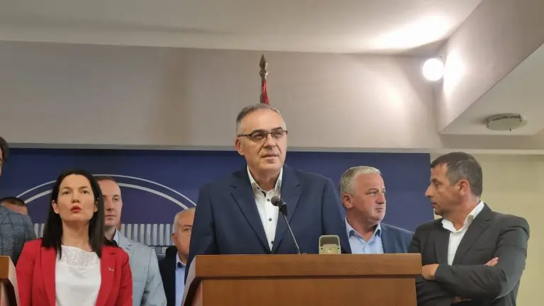 Održano ročište: Milan Miličević, koji je i predsednik SDS,  saslušan zbog zloupotrebe položaja