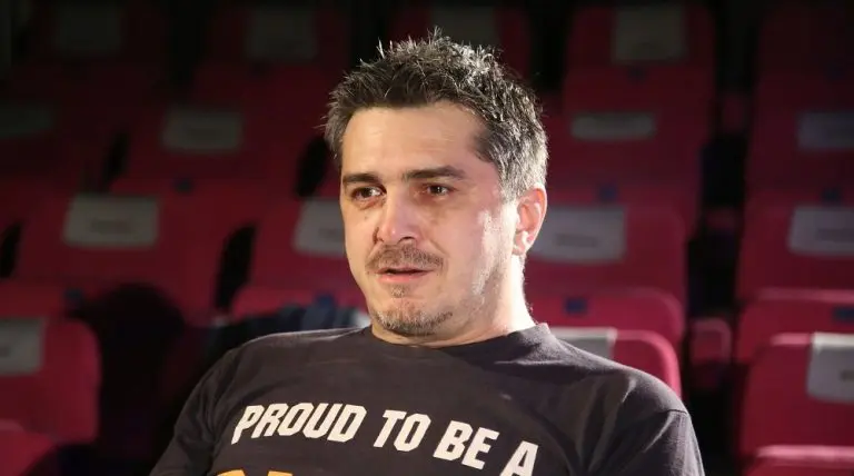 Feđa Štukan noć proveo na aerodromu, izjavio da ih boli sadržaj knjige BLANK