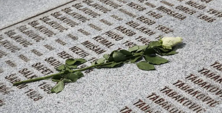Zajednička izjava visokog predstavnika Borella i komesara Várhelyija povodom 29. godišnjice genocida u Srebrenici