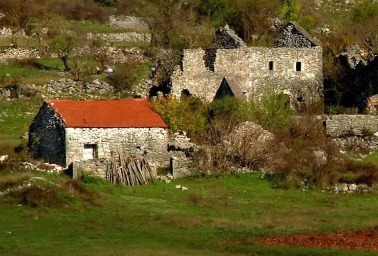 U BiH čak 500 PRAZNIH SELA, mogu li se oživjeti i postati oaza za strane turiste