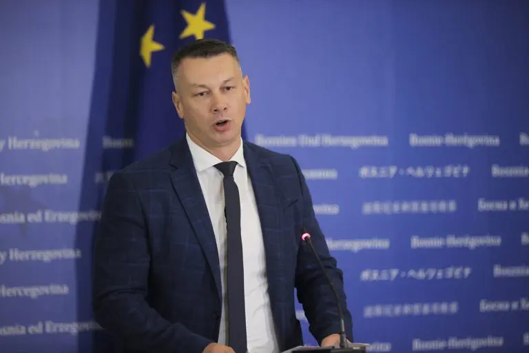 Helezova politička filozofija je produkovanje krize i sijanje mržnje