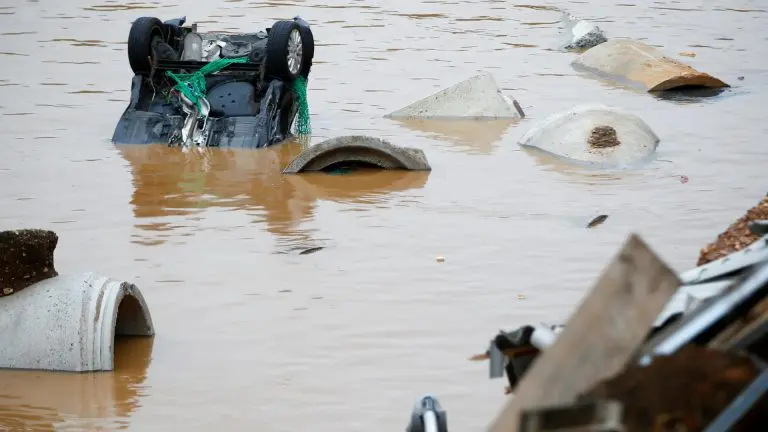 Poplave u Njemačkoj: Pukla brana, sela pod vodom