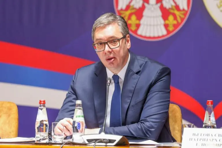 Vučićeva molba Dodiku: Dobro razmislite o razdruživanju