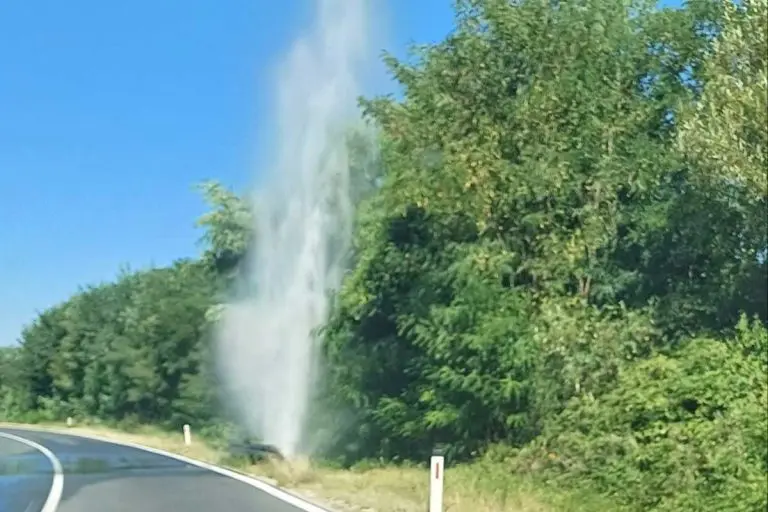 Kvar je saniran: Kako je nastao “gejzir” u Mišinom Hanu (VIDEO)