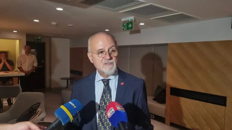 Pavlović: 550.000 KM za 9. januar je demonstracija bahaćenja