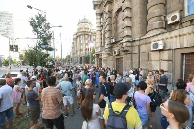 Novo okupljanje u Beogradu zbog zatvorske presude aktivistima koji su protestovali protiv iskopavanja litijuma