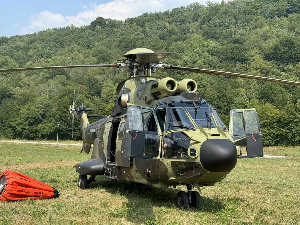 Na Tjentište stigli helikopteri Srbije (FOTO) | 6yka