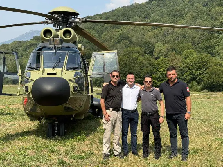 Na Tjentište stigli helikopteri Srbije (FOTO)