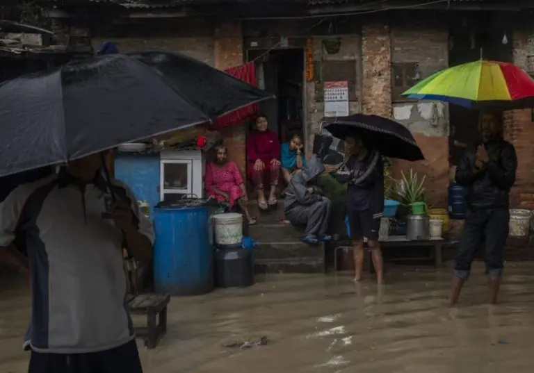 Užas u Nepalu: Poplave i klizišta odnijele 112 života, 68 ljudi se vodi kao nestalo