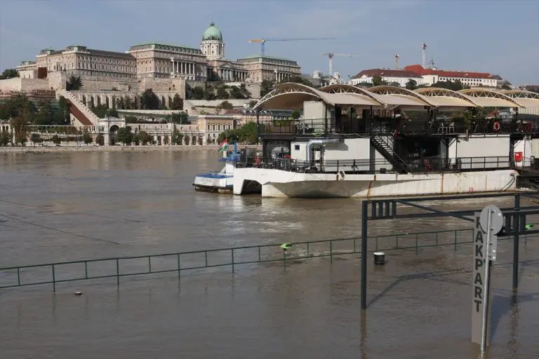 Povećan vodostaj Dunava: Budimpešta se priprema za poplave