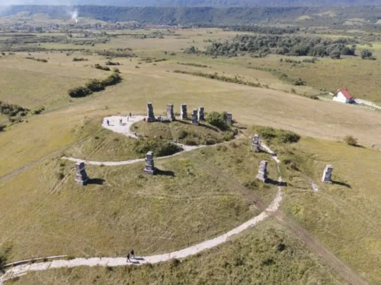 U Garavicama obilježena 83. godišnjica zločina nad Srbima, Jevrejima i Romima