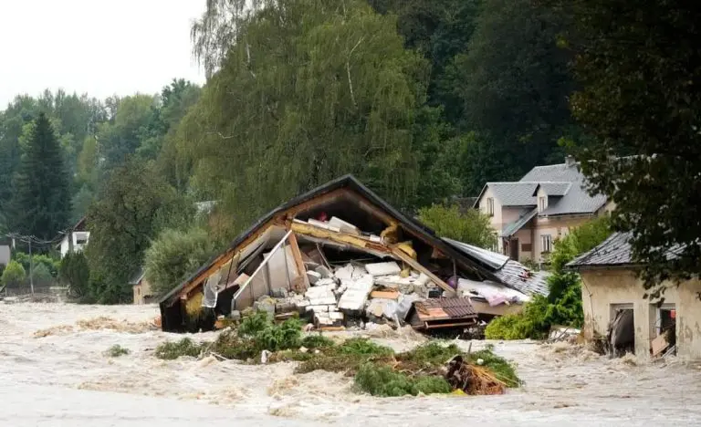 POČELE SU SE RUŠITI KUĆE, OVO JE APOKALIPSA: Gradonačelnica o stanju u najteže pogođenom gradu u Ĉeškoj