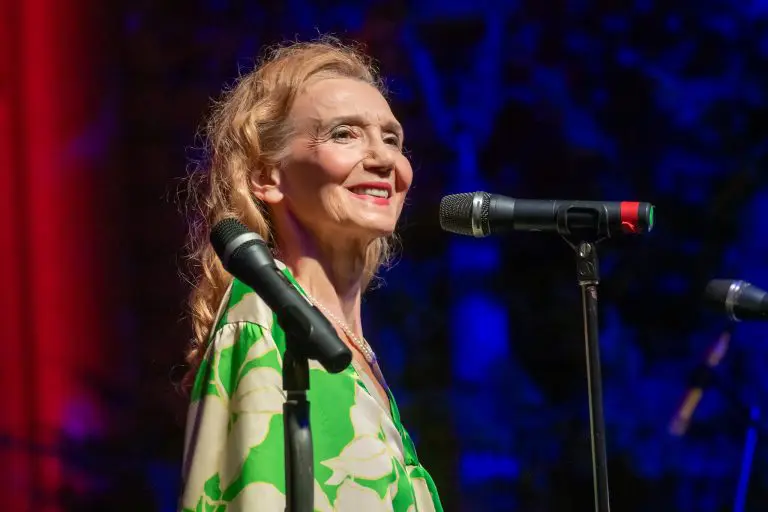 KULTURA NA ULICE 2024!: Na Pozorišnom trgu Susan Sontag izveden koncert „Glumci pjevaju hitove“