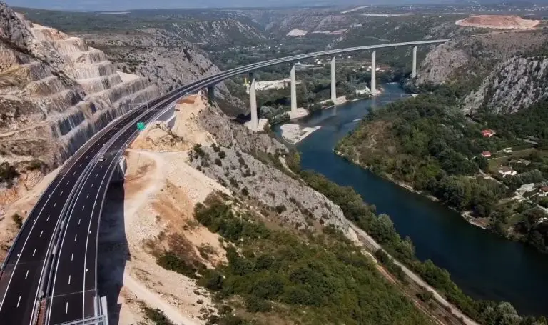 VIDEO Most “Hercegovina” otvoren uz vatromet – saobraćaj kreće danas, evo šta još čeka vozače!
