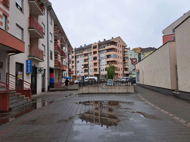 Svaki peti stan u Banjaluci prazan, vlast  planira povećanje poreza!