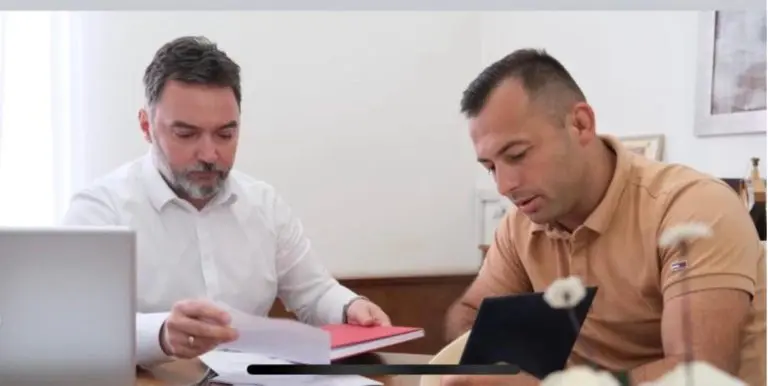 SDS objavio snimak vojnika Oružanih snaga BiH koji navodno po nalogu Staše Košarca kupuje glasove za SNSD