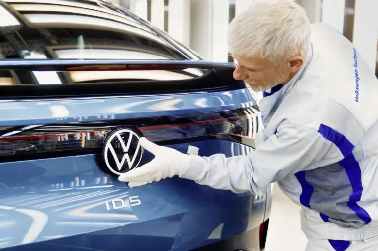 Cure nove informacije: Volkswagen bi mogao otpustiti čak 30.000 radnika