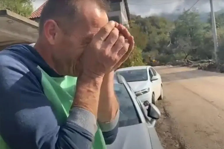 Grcao u suzama: Nermin iz sela Trusina, kojem je bujica odnijela štalu i stoku, dobio kravu