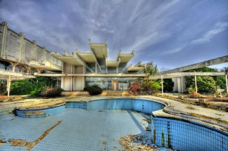 Jugoslovenski Las Vegas: Najluksuznija ruševina na Jadranu