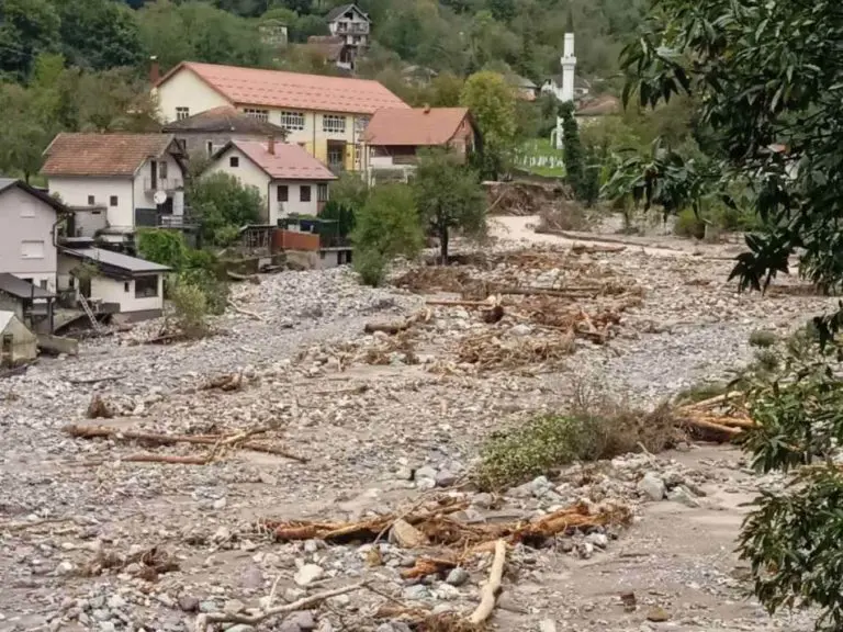 Humanitarna akcija: Prikupljeno 1.234.393 KM za poplavljena područja