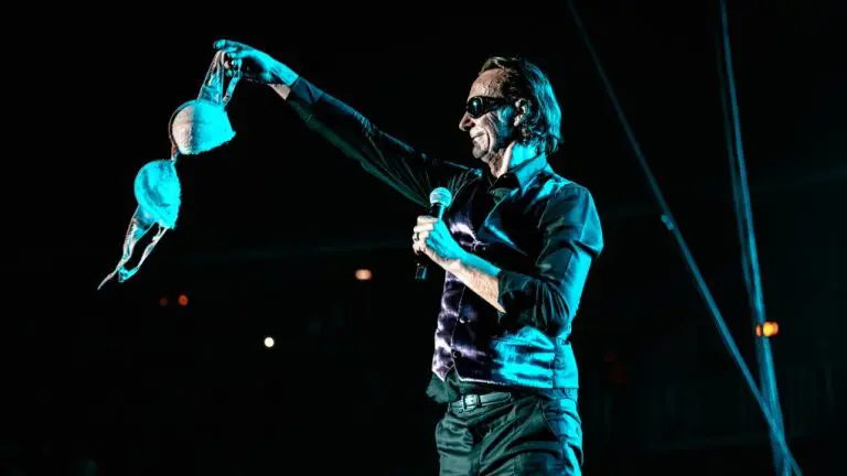 Psihomodo pop u Areni – ako se pitate: kako se to, dovraga, dogodilo?