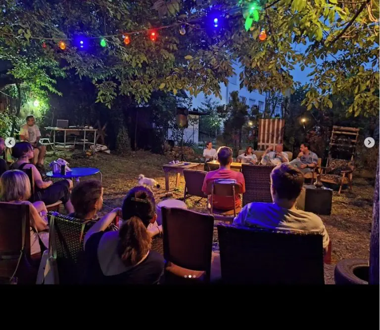 “Vikend akcija” u Banjalučkom socijalnom centru: Od “ozbiljnih” razgovora, do radionica veza i bogatog muzičkog programa!