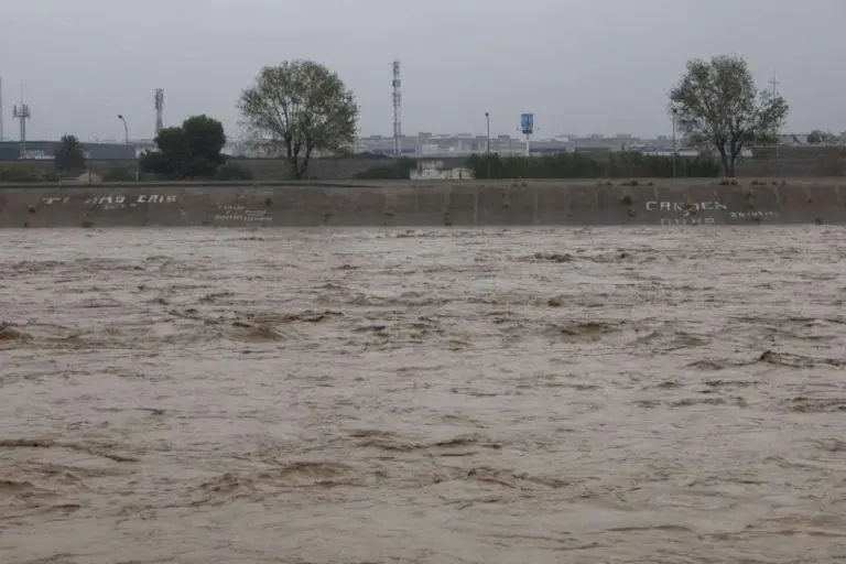 Oluja Jakob rušila sve pred sobom! NEVRIJEME POGODILO NORVEŠKU, Aktiviran alarm za poplave i klizišta