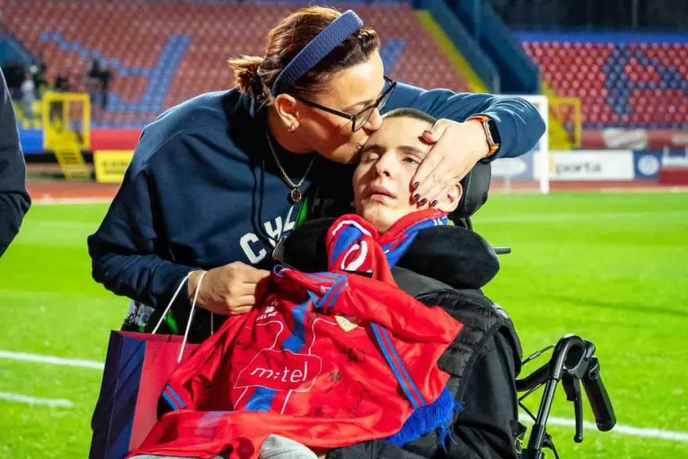 Sergej ponovo ide u Moskvu po novu terapiju, potrebna mu je naša pomoć