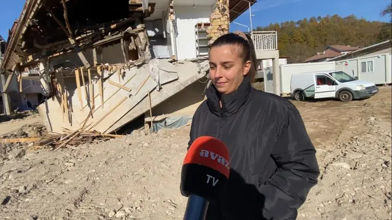 Stravična ispovijest: Bebu sam u sekundi uspjela spasiti, voda nam je u trenu uništila sve!