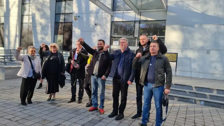 Oslobađajuća presuda članovima “Pravde za Davida” za napad na policajca: Proces trajao 6 godina!