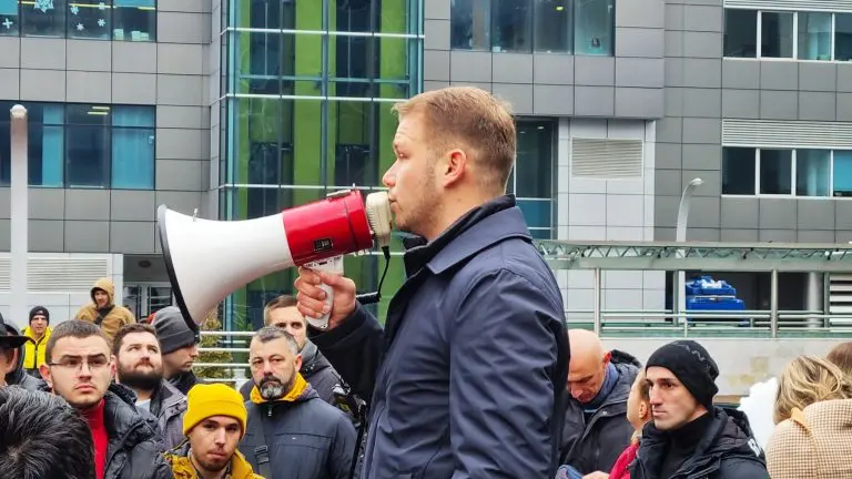 Stanivuković tvrdi: “Drogu su htjeli podmetnuti Driniću i meni” (VIDEO)