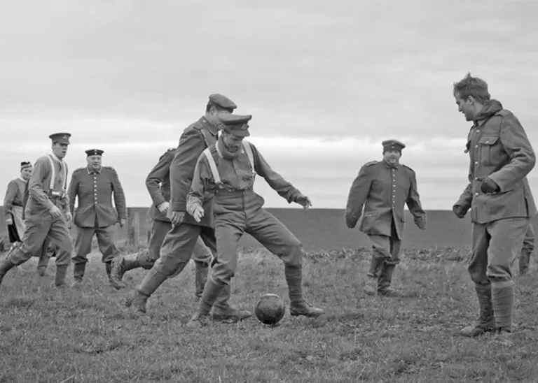 Fudbal na Božić prekinuo Prvi svjetski rat: Vojnici izašli iz rovova zbog lopte