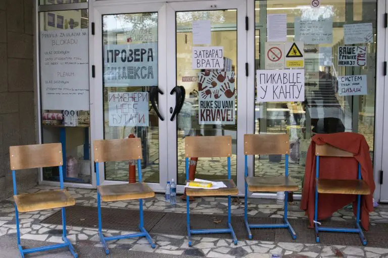 STUDENTI FTN U NOVOM SADU ZA BUKU: Režim više nije u prilici da se skriva i manipuliše