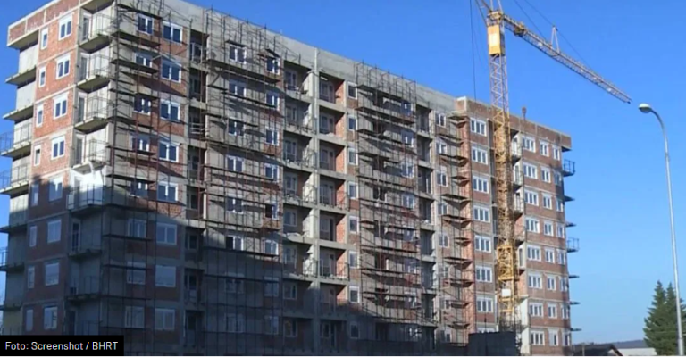 Prevareni kupci u Banjaluci ostali i bez stanova i bez novca