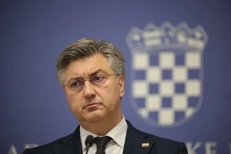 Plenković nakon sastanka s Čovićem o Dodiku: “Pa sam je de facto priznao presudu kada je tražio da otkupi kaznu”